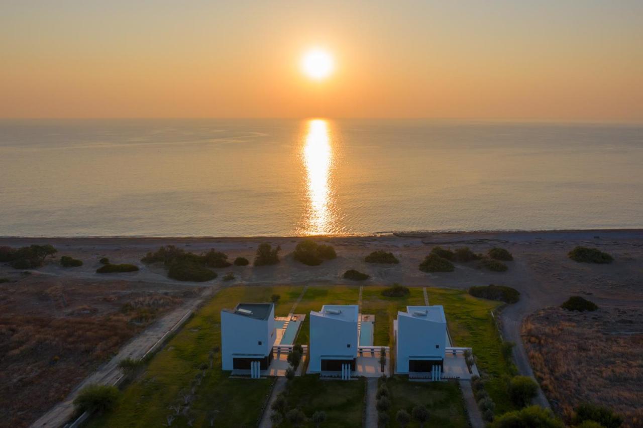 Albatross Beach Front Villas Gennadi Buitenkant foto